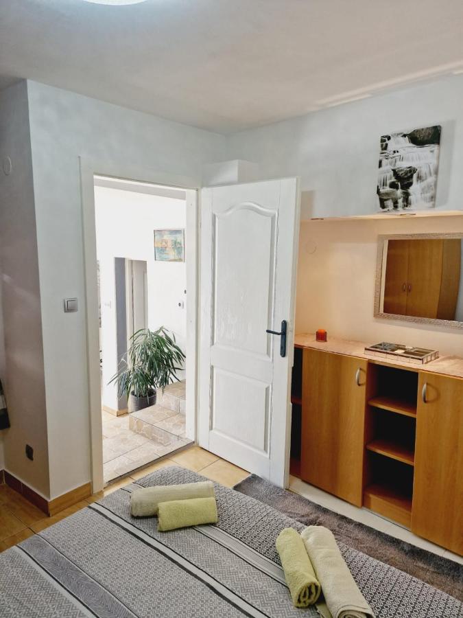 Apartment Ana Lozica With Terrace Dubrovnik Eksteriør bilde