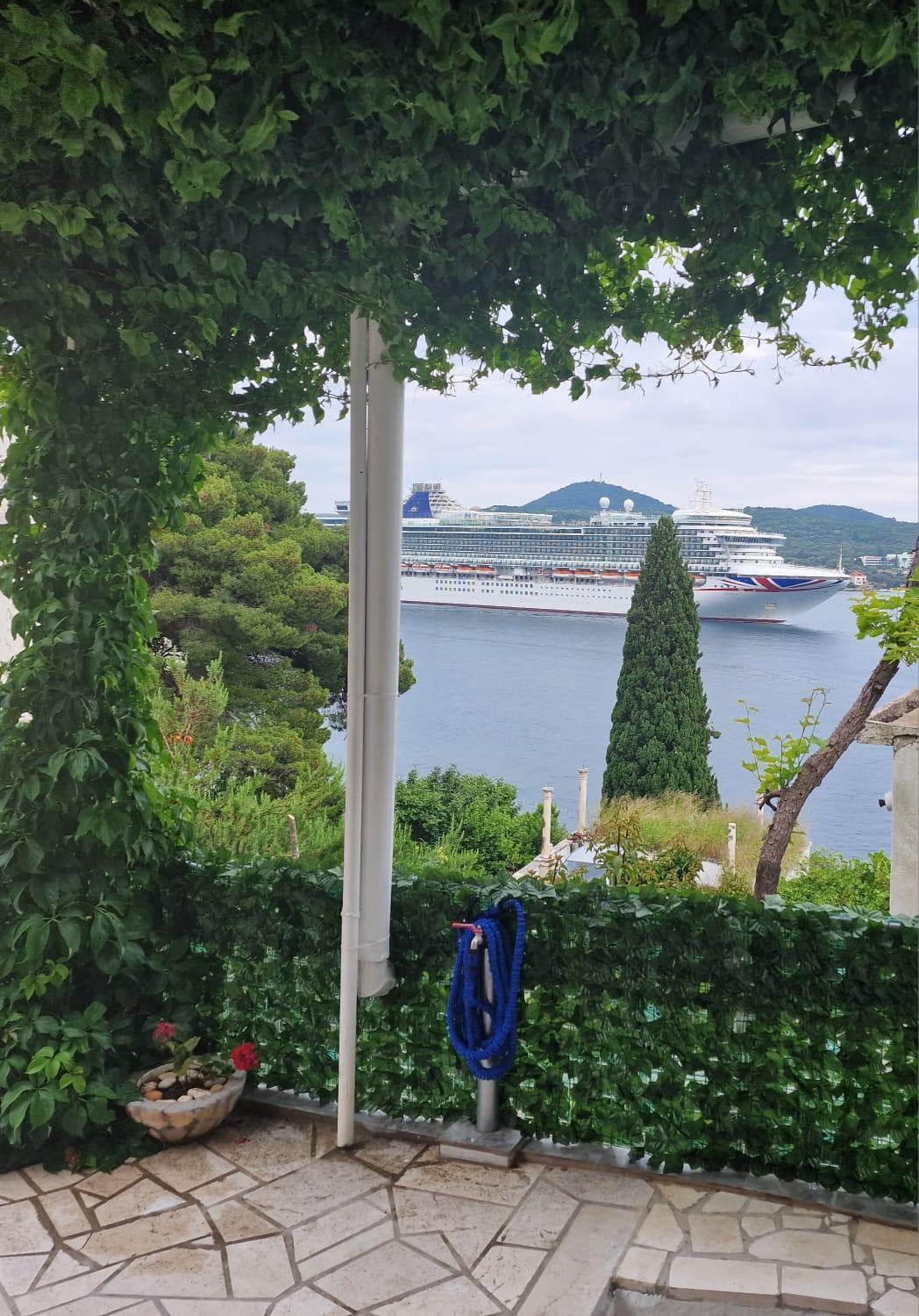 Apartment Ana Lozica With Terrace Dubrovnik Eksteriør bilde